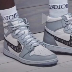 Meet your Posher, Lily